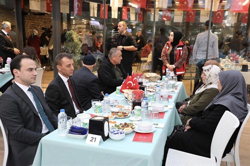 Cennet Mekan Aziz Şehitlerimizin Kıymetli Aileleriyle İftar Programı 